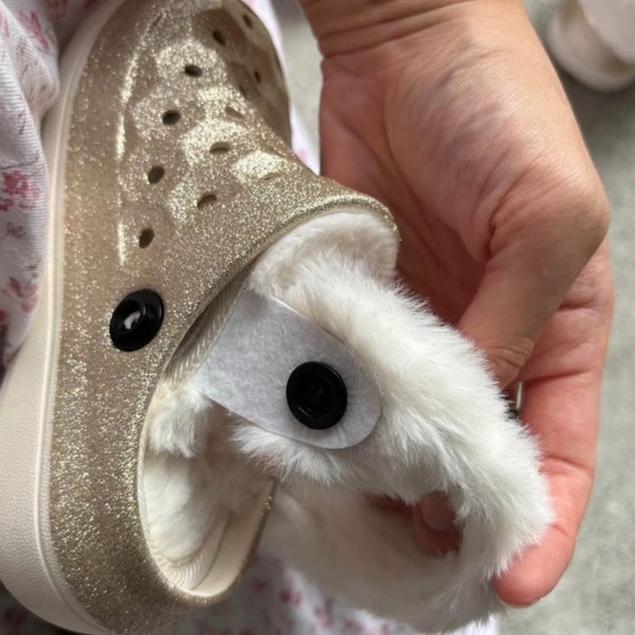 Bundle kids size 6 Stylish Kids Shoes - Picture 6 of 8